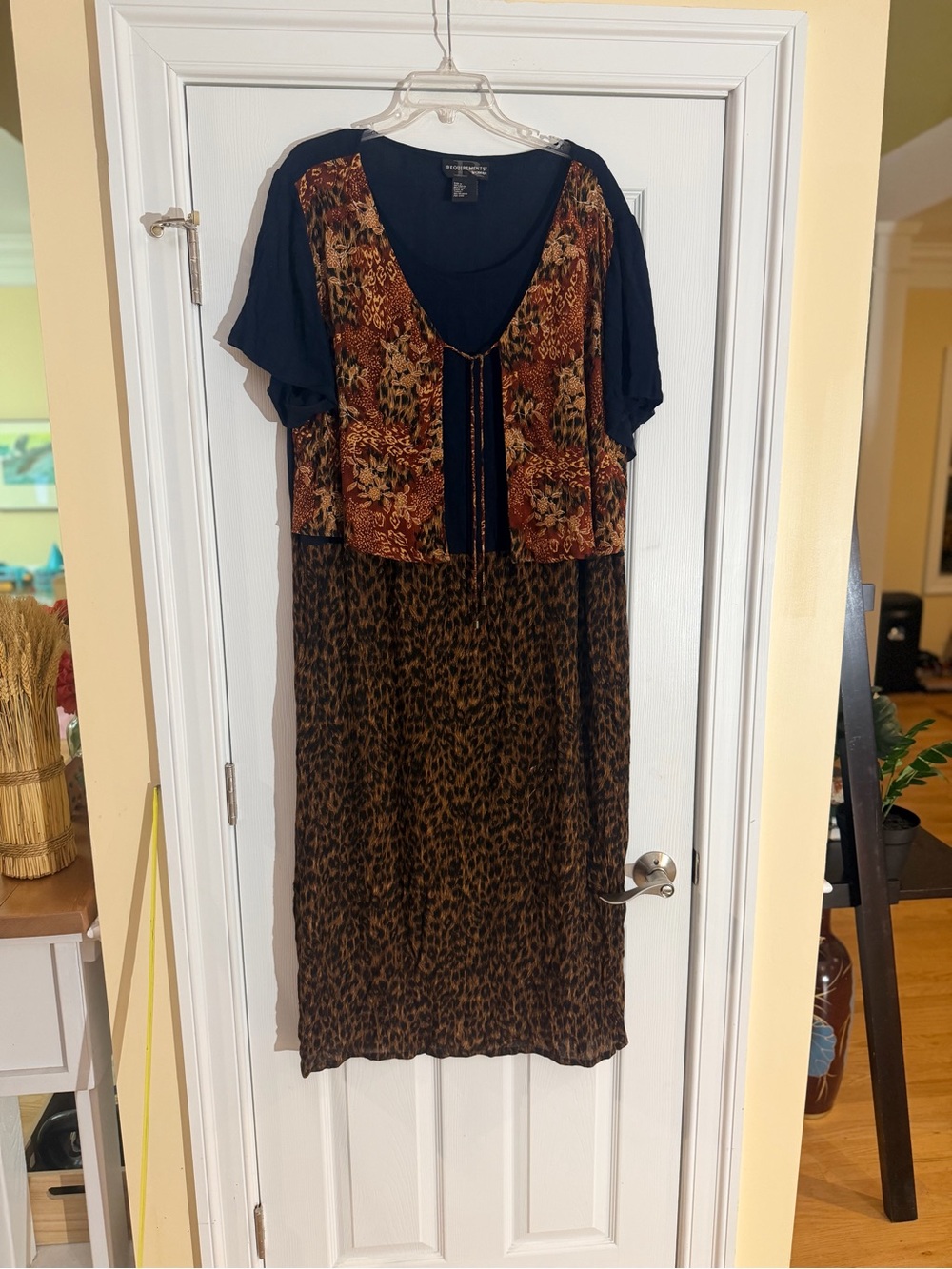 Women's Size 1X "Requirements" WOMAN Mixed-Print Maxi Dress in Navy & Brown GUC